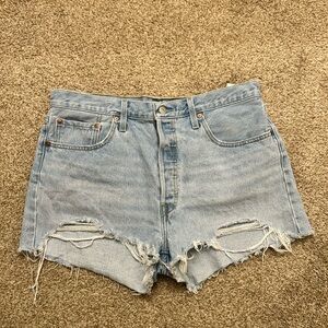 Women’s Levi 501 Shorts